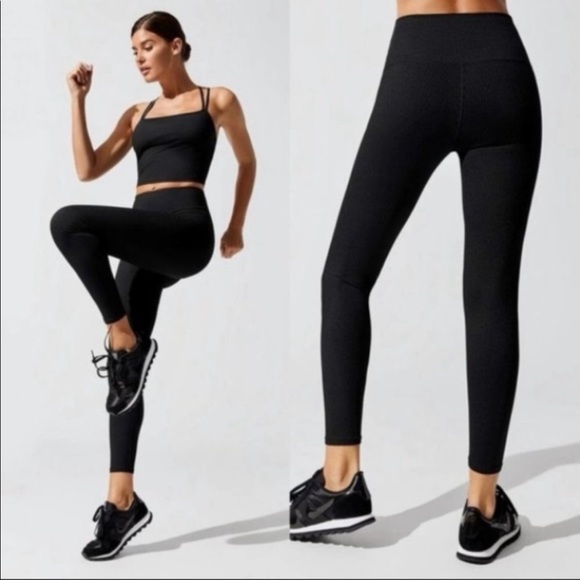 Carbon38 Ribbed 7/8 Leggings in Black in Size S - Picture 2 of 5